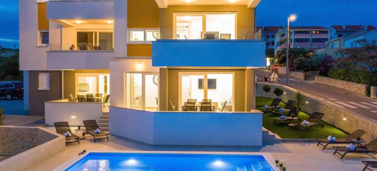 泳池公寓班塔B(Pool Apartments Banta B)图片