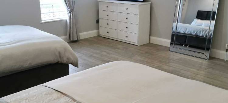 位于Magherafelt的现代3床公寓可容纳8人(Modern 3-Bed Apartment in Magherafelt Sleeps 8)图片