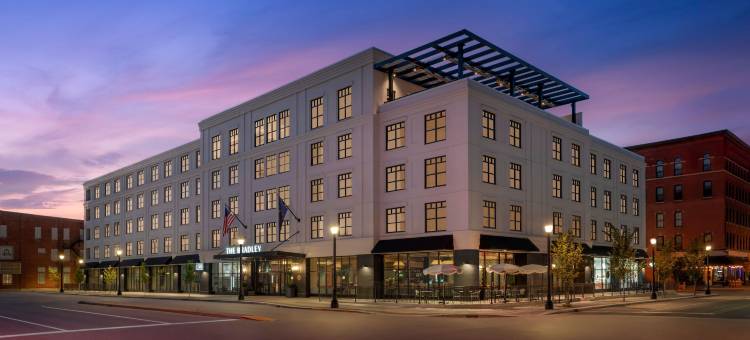 布拉德利酒店(The Bradley)图片