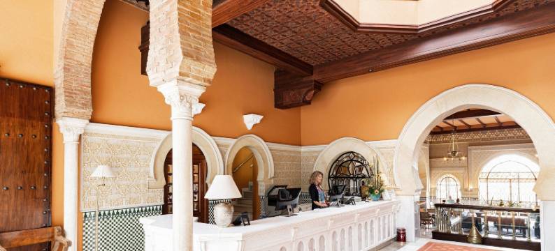 阿尔罕布拉宫酒店(Alhambra Palace Hotel)图片