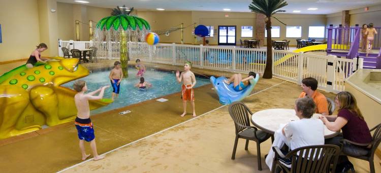"奥克博吉湖度假村和会议中心"(Lake Okoboji Resort and Conference Center)图片