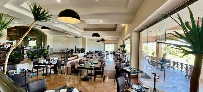 蔚蓝塔拉韦拉乡村俱乐部度假村(Azul Talavera Country Club)图片