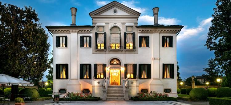 弗兰切斯基别墅酒店(Villa Franceschi Hotel & Resort)图片