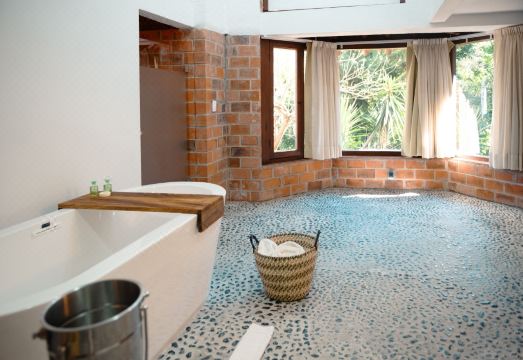 Hotel Boutique Botaniq Hotel Overview