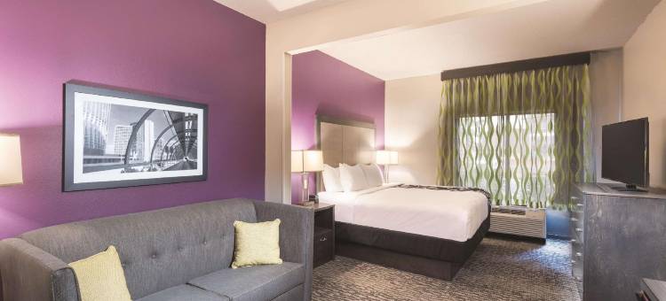 肯纳瑟拉昆塔温德姆套房酒店(La Quinta Inn & Suites by Wyndham Kennesaw)图片