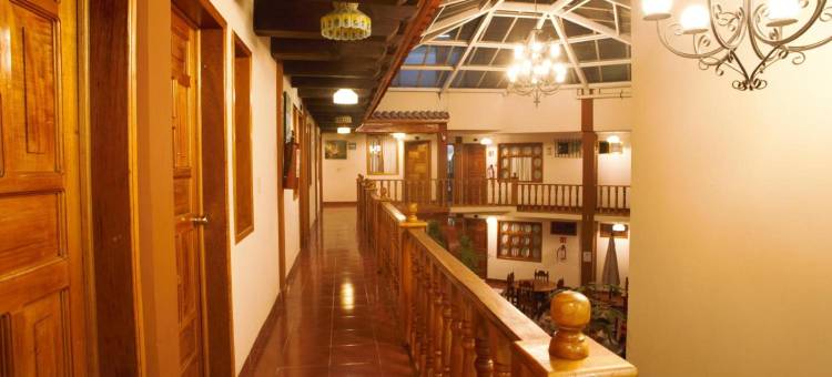 Capital O 洛杉矶圣克里斯托瓦尔德拉斯卡萨斯旅馆(Capital O Hospedaje Los Angeles)图片