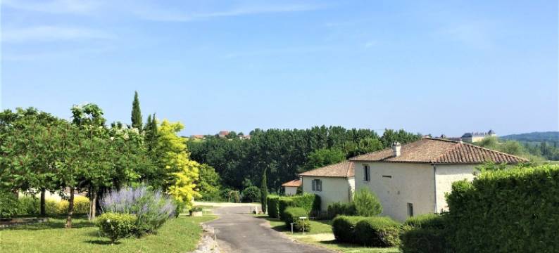 Villa in France with Private Pool & Garden图片