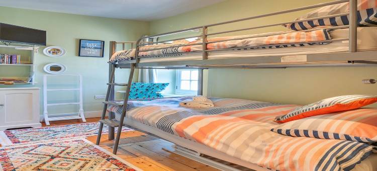 Apartment in Beaumaris with Snowdonia Views图片
