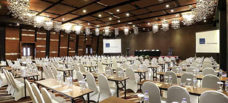 汉杰鲁马辰机场诺富特酒店(Novotel Banjarmasin Airport)图片