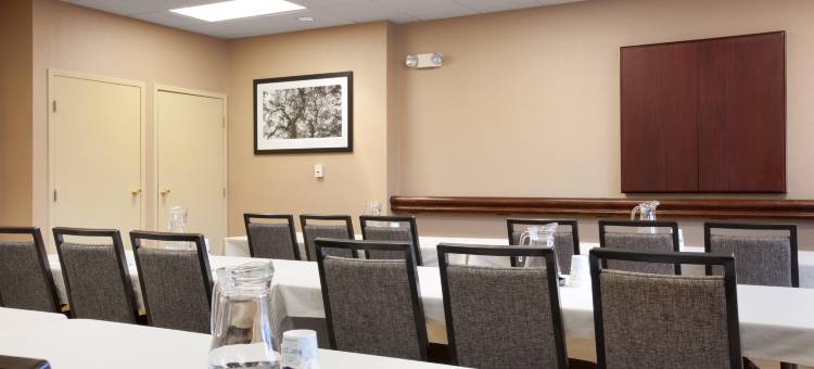 波士顿布伦特里希尔顿欢朋酒店(Hampton Inn Boston/Braintree)图片