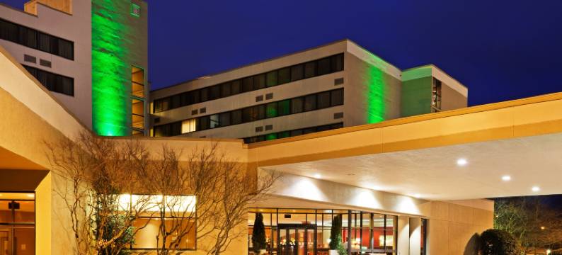 Holiday Inn 约翰逊城(Holiday Inn JOHNSON CITY by IHG)图片