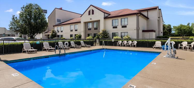 红顶酒店-默夫里斯伯勒(Red Roof Inn Murfreesboro)图片