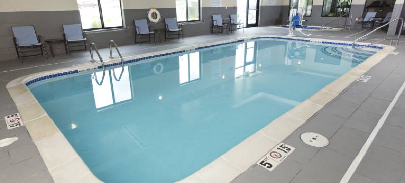 奥马哈南罗尔斯顿竞技场智选假日酒店(Holiday Inn Express & Suites OMAHA SOUTH - RALSTON ARENA by IHG)图片