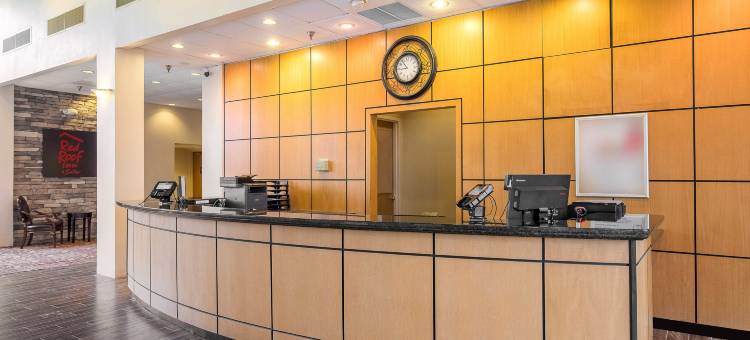 芒特荷里红顶套房酒店-麦圭尔空军基地(Red Roof Inn & Suites Mt Holly - McGuire AFB)图片