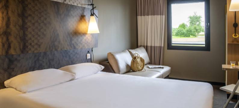 宜必思蓬托尔松圣米歇尔山酒店(Ibis Pontorson Baie du Mont-Saint-Michel)图片