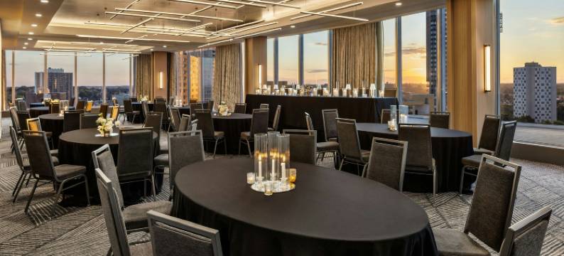 明尼阿波利斯市中心喜来登会议中心酒店(Sheraton Minneapolis Downtown Convention Center)图片
