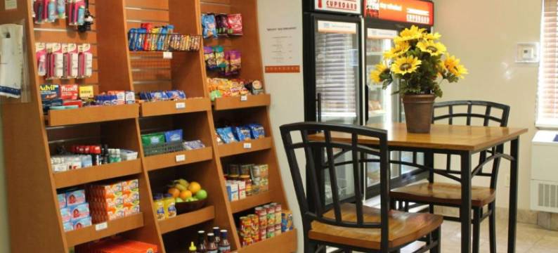 Candlewood Suites 威奇托 - 机场 by IHG(Candlewood Suites WICHITA - AIRPORT by IHG)图片