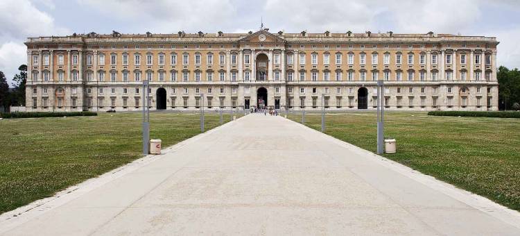 卡塞塔南部诺富特酒店(Novotel Caserta Sud)图片