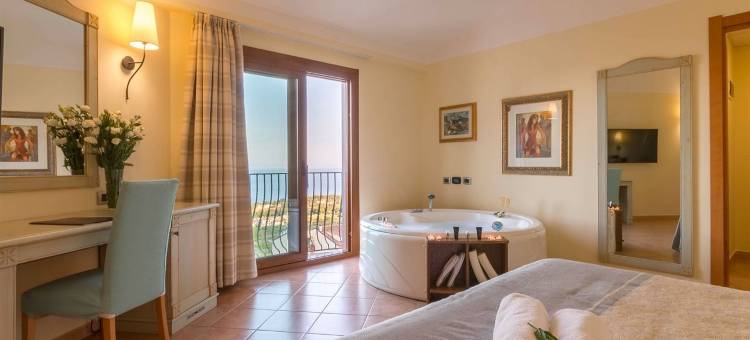 布兰卡玛利亚餐饮酒店(Hotel Brancamaria)图片