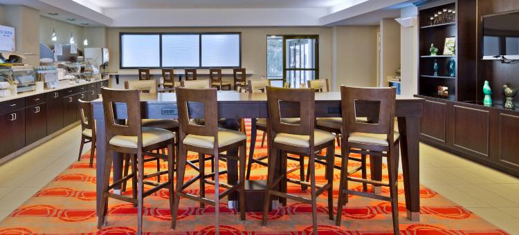 Holiday Inn Express 哈里斯堡 by IHG(Holiday Inn Express Harrisburg I-81 - Hershey by IHG)图片