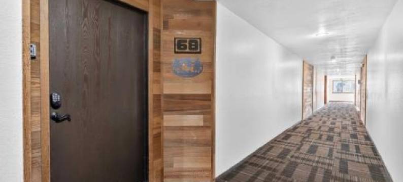 Giant Steps 68 Ski in-Out图片