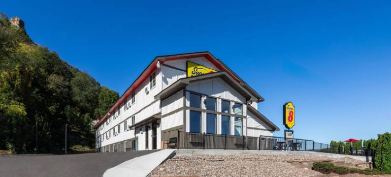 威诺纳温德姆速8酒店(Super 8 by Wyndham Winona MN)图片