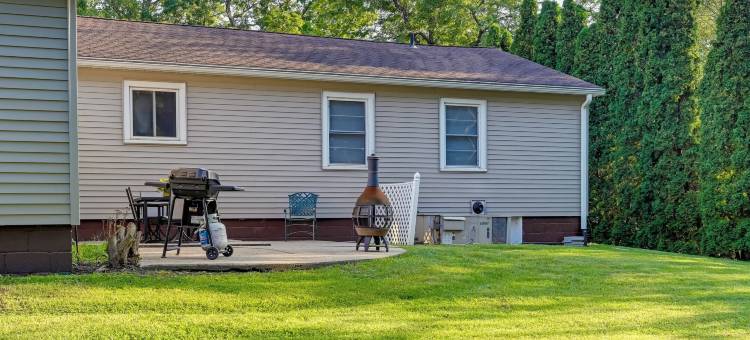 宠物友好的密歇根逃生地，配有庭院和燃气烧烤架！(Pet-Friendly Michigan Escape w/ Patio & Gas Grill!)图片