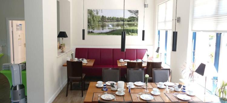 福赫尔尼布卢姆弗雷森霍夫酒店(Friesenhof Nieblum - Hotel Garni)图片