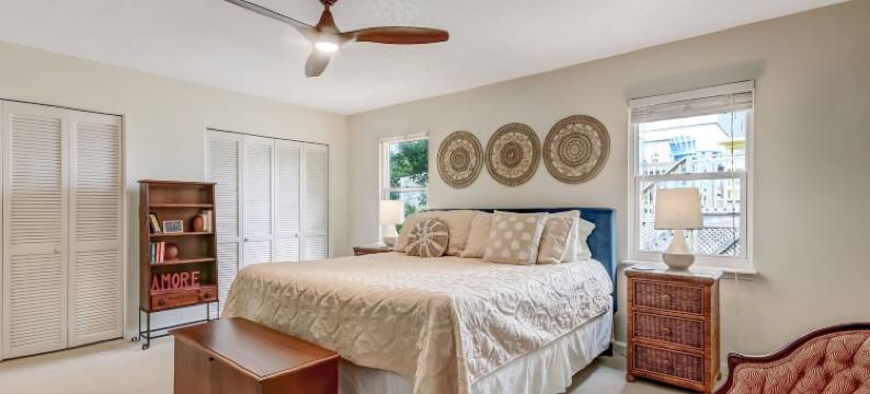 2646b 1st Ave 3 Bedroom Townhouse by RedAwning图片