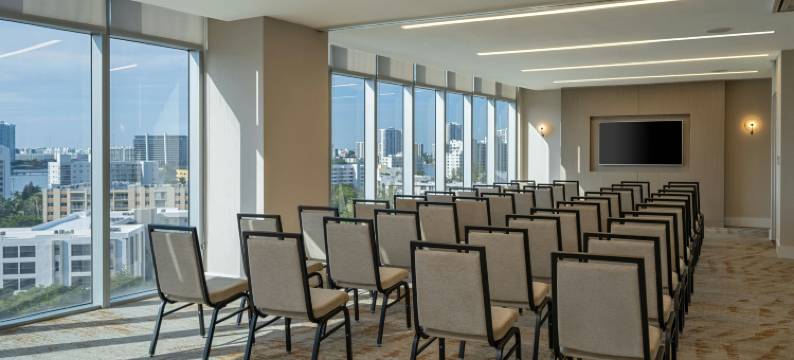 迈阿密阳光岛滩居家旅馆(Residence Inn Miami Sunny Isles Beach)图片