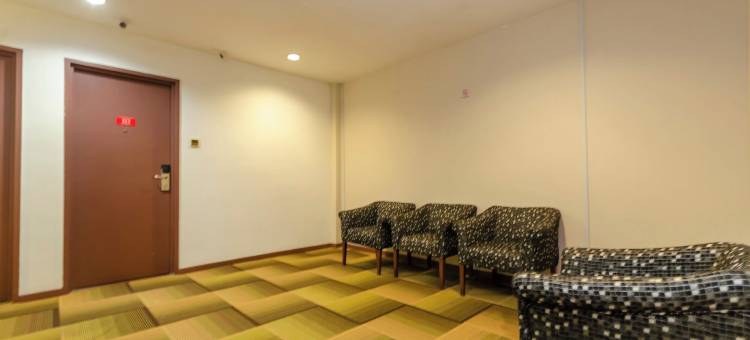 Capital O 91277 努尔别墅酒店(Capital O 91277 Nur Villa Hotel)图片