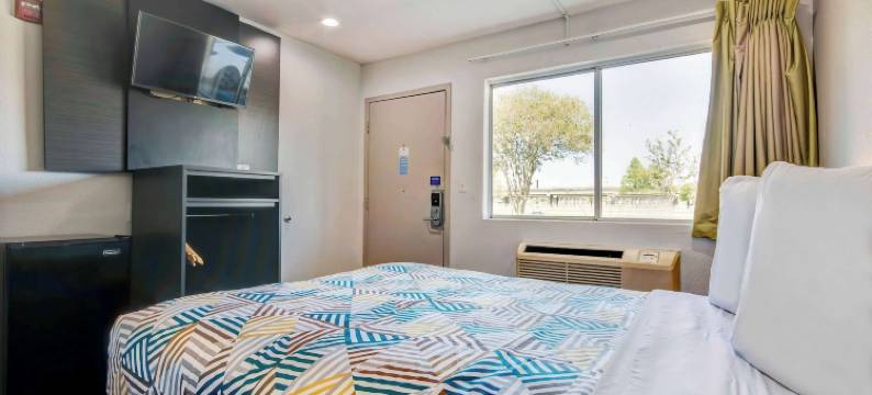 艾伦港巴顿鲁热6号汽车旅馆(Motel 6 Port Allen, la - Baton Rouge)图片