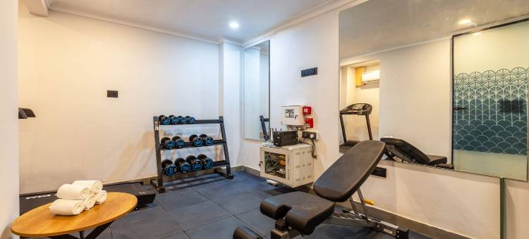 Saltstayz Premier 靠近第44区企业中心(Saltstayz Premier Near Sector 44 Corporate Hub)图片
