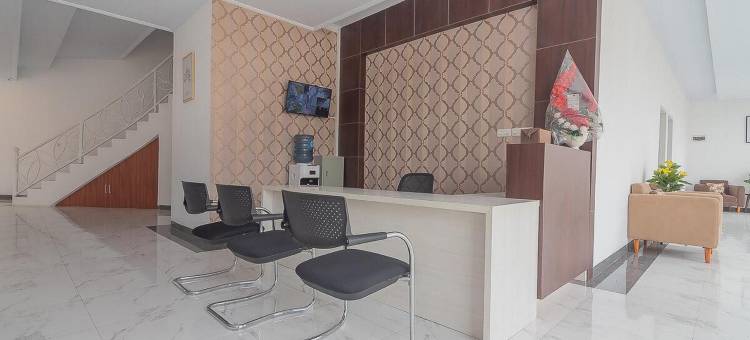 红多兹伊斯兰酒店@打横市穆蒂亚拉大别墅(RedDoorz Syariah @ Villa Grand Mutiara Tasikmalaya)图片