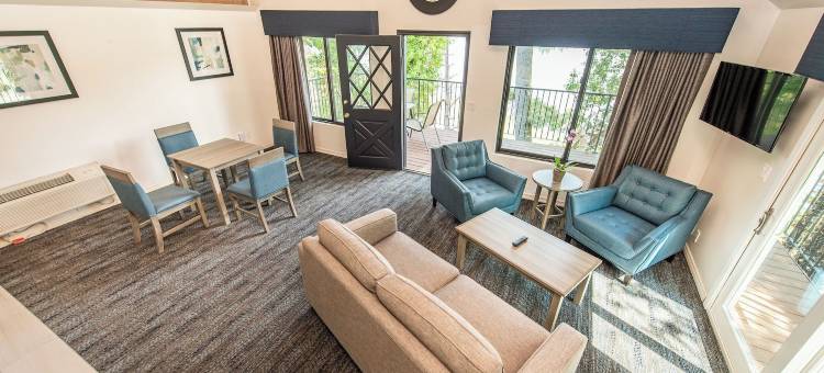 蚝湾旅馆及套房酒店(Oyster Bay Inn & Suites)图片