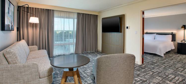 Holiday Inn 大学广场，草地滚球场(Holiday Inn UNIVERSITY PLAZA-BOWLING GREEN by IHG)图片