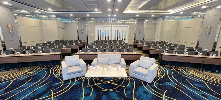 泗水丽登套房酒店(Leedon Hotel & Suites Surabaya)图片