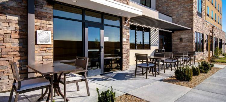 兰开斯特棕榈谷万枫酒店及套房(Fairfield Inn & Suites Lancaster Palmdale)图片