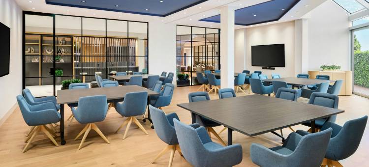 蒙特利尔拉瓦尔Ômage酒店，臻品之选(Ômage Hotel, Montreal Laval, a Tribute Portfolio Hotel)图片