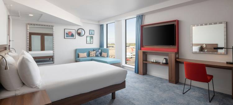 伦敦斯坦斯特德机场希尔顿欢朋酒店(Hampton by Hilton London Stansted Airport)图片