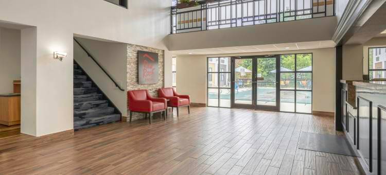 米德尔伯勒红屋顶酒店及套房(Red Roof Inn & Suites Middleborough)图片