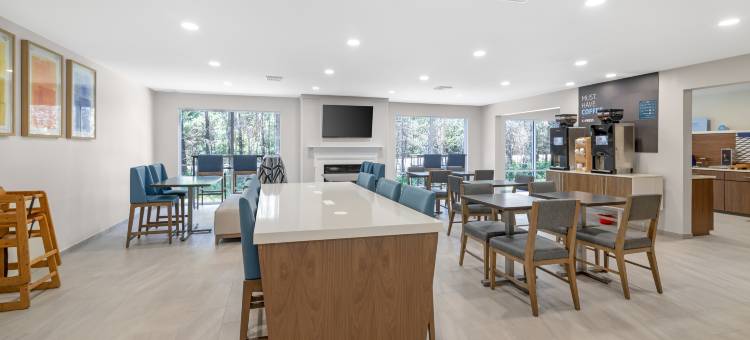 智选假日套房酒店北康威(Holiday Inn Express & Suites NORTH CONWAY by IHG)图片