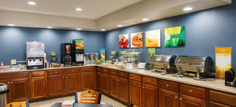 伯灵顿凯艺酒店 - 近 34 号高速公路(Quality Inn Burlington Near Hwy 34)图片