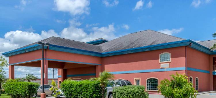 梅赛德斯/韦斯拉科奥特莱斯凯艺套房酒店(Quality Inn & Suites at the Outlets Mercedes-Weslaco)图片