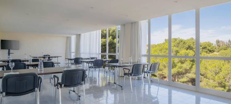 伊波罗之星波浪俱乐部卡拉巴尔卡(Iberostar Waves Club Cala Barca)图片