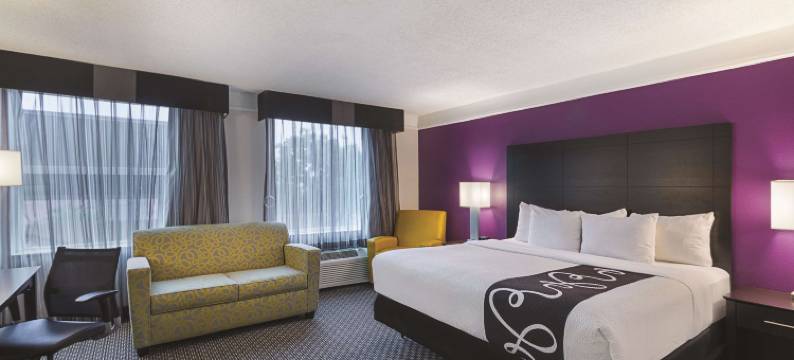 奥斯汀圆石城拉昆塔温德姆套房酒店(La Quinta Inn & Suites by Wyndham Austin Round Rock)图片