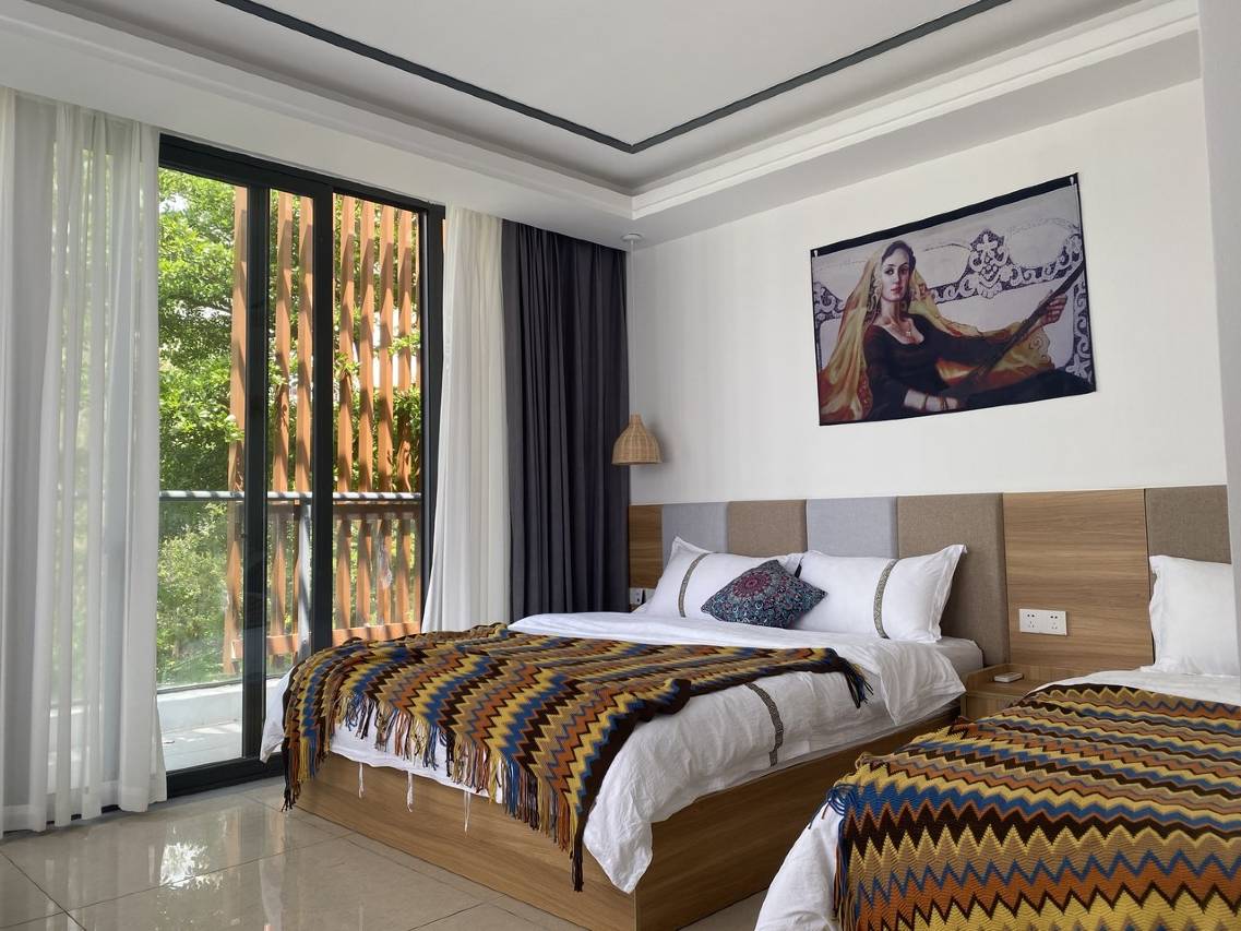 月亮日记度假别墅(椰林路分店)