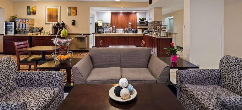 俄亥俄州门罗温德姆贝蒙特酒店(Baymont by Wyndham Monroe Ohio)图片