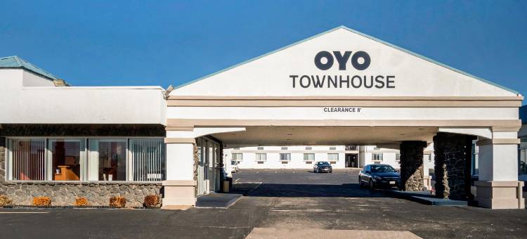 OYO 堪萨斯道奇城联排别墅(OYO Townhouse Dodge City KS)图片