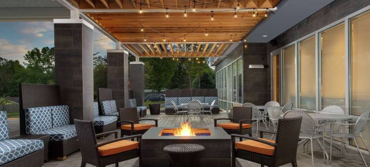 夏律第镇市中心希尔顿惠庭酒店(Home2 Suites by Hilton Charlottesville Downtown)图片